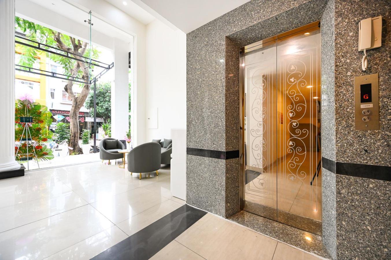 The Shilla Luxury I Phu My Hung Hotel